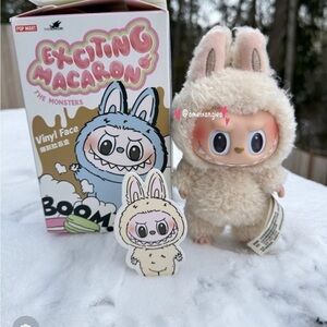 Pop Mart Exciting Macaron Vinyl Figure soy milk unopened box